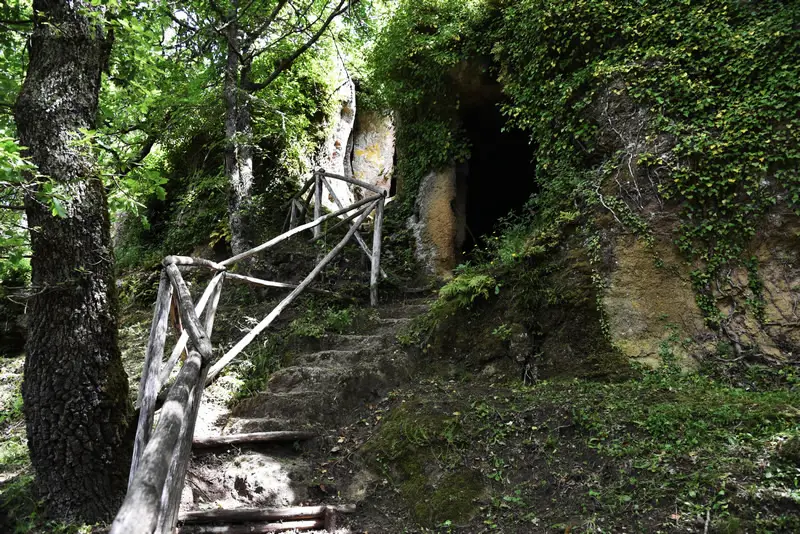 Wohnhöhle in Vitozza, Maremma, Toskana