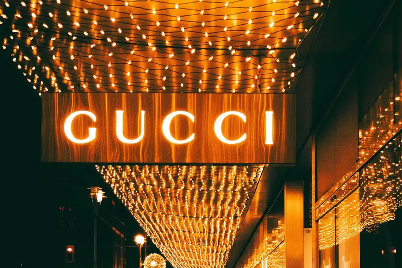 Gucci (berlin-3908953_1280)