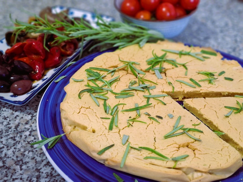 Cecina, toskanischer Kichererbsen-Fladen